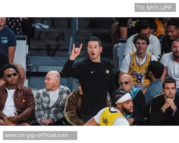 詹姆斯与九位状元同队艾顿加盟创造NBA历史新篇章